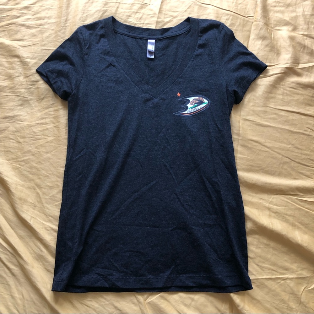 NHL Anaheim Ducks Ice Hockey California V-Neck Tee